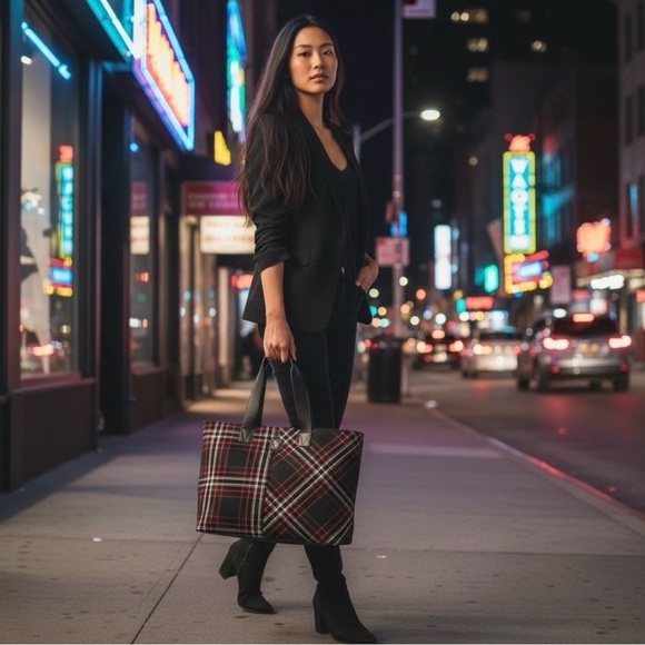 Victorias Secret Plaid Black and Red Tote Bag - Picture 3 of 4